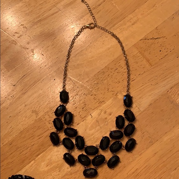 Gold and black  necklace and black bracelet - Picture 1 of 2